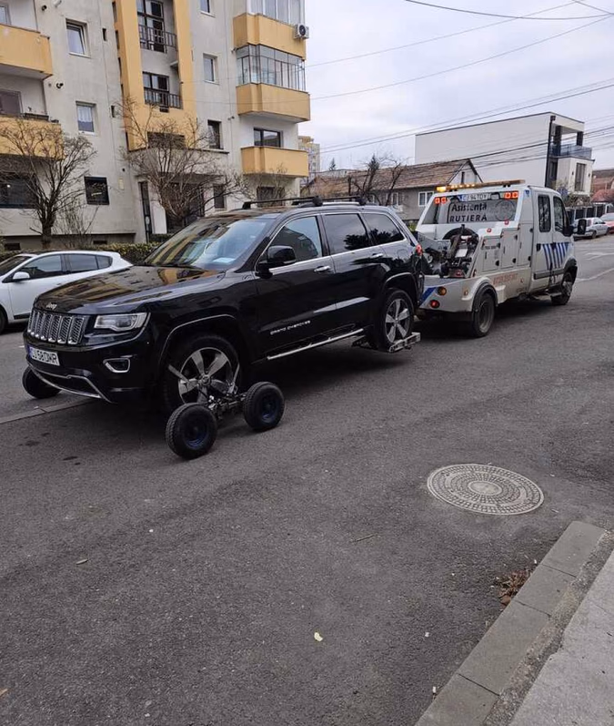 Tractare auto Jeep Grand Cherokee